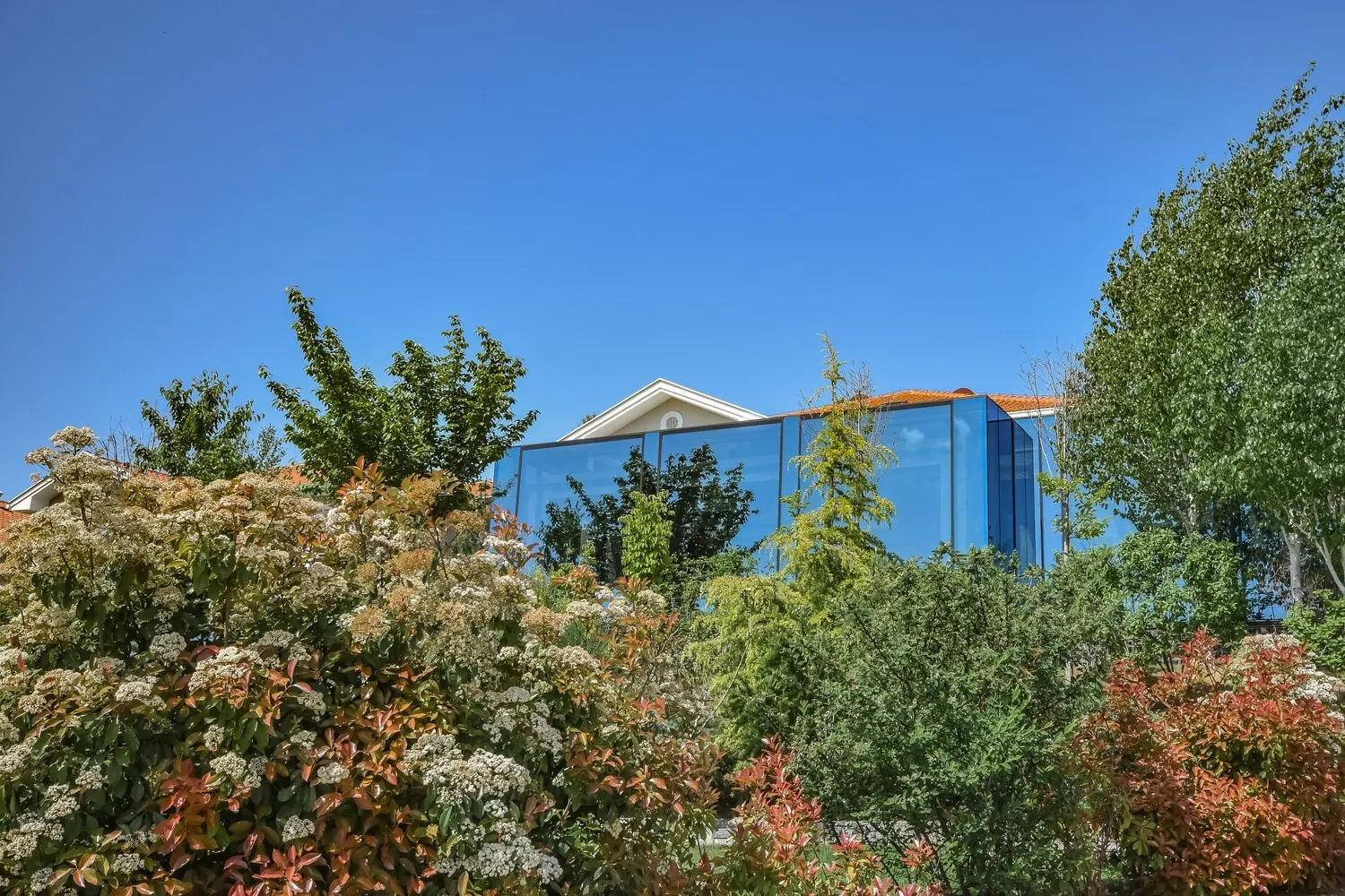 4M Group设计的波黑山小屋BM位于科索沃普里什蒂纳