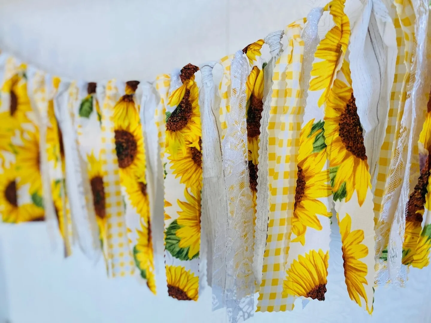 17. 布艺向日葵花环