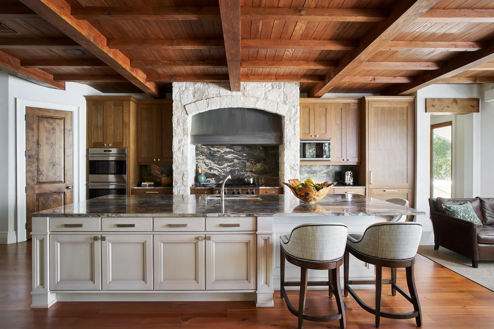 6. Hill Country 房屋