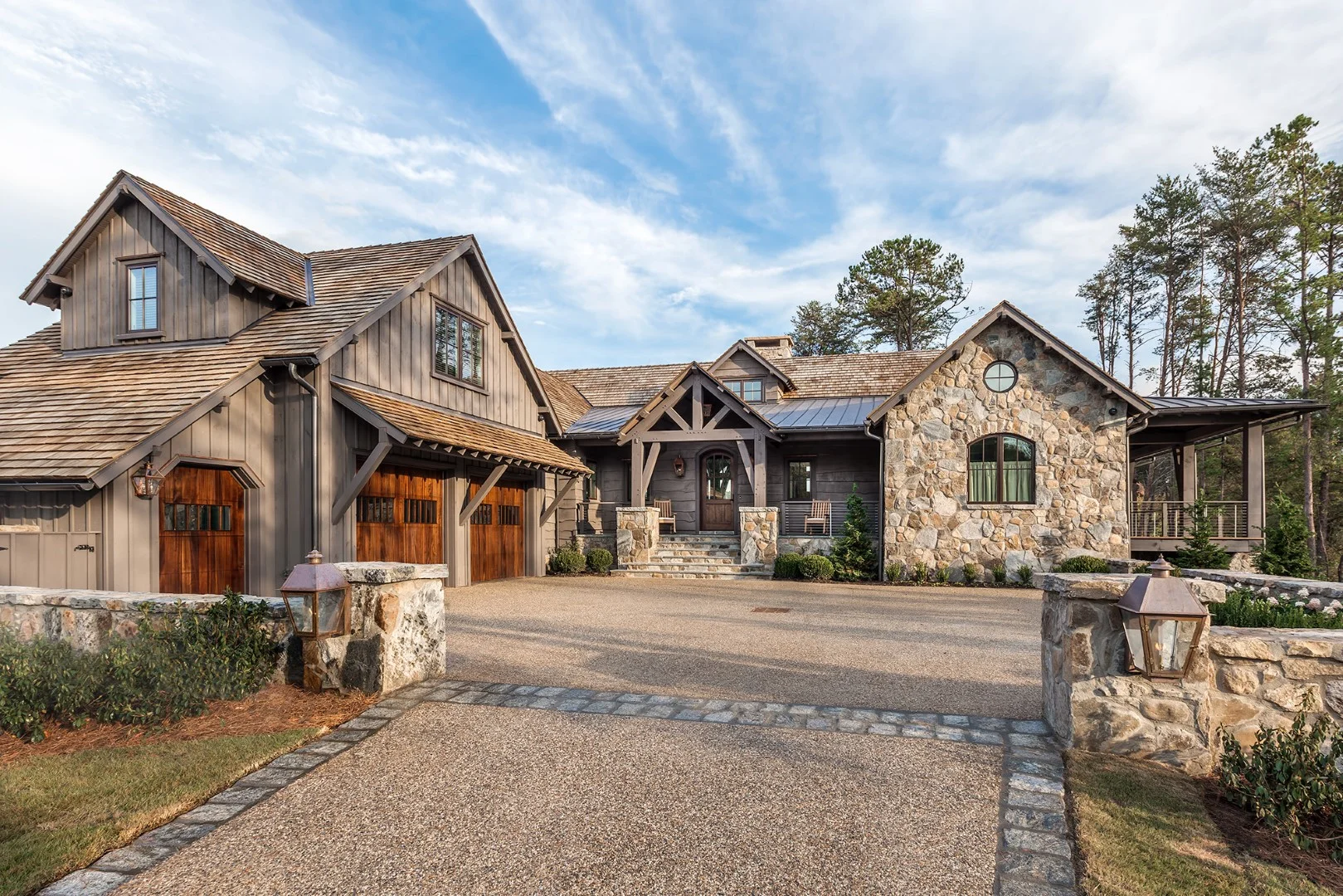 15 Phenomenal Rustic Home Exterior Designs You Will Dream About