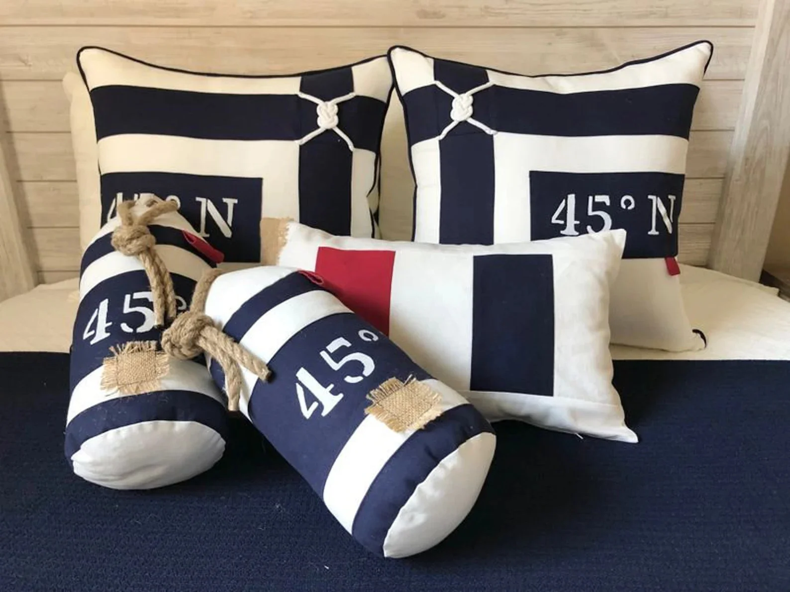 导航风格枕头