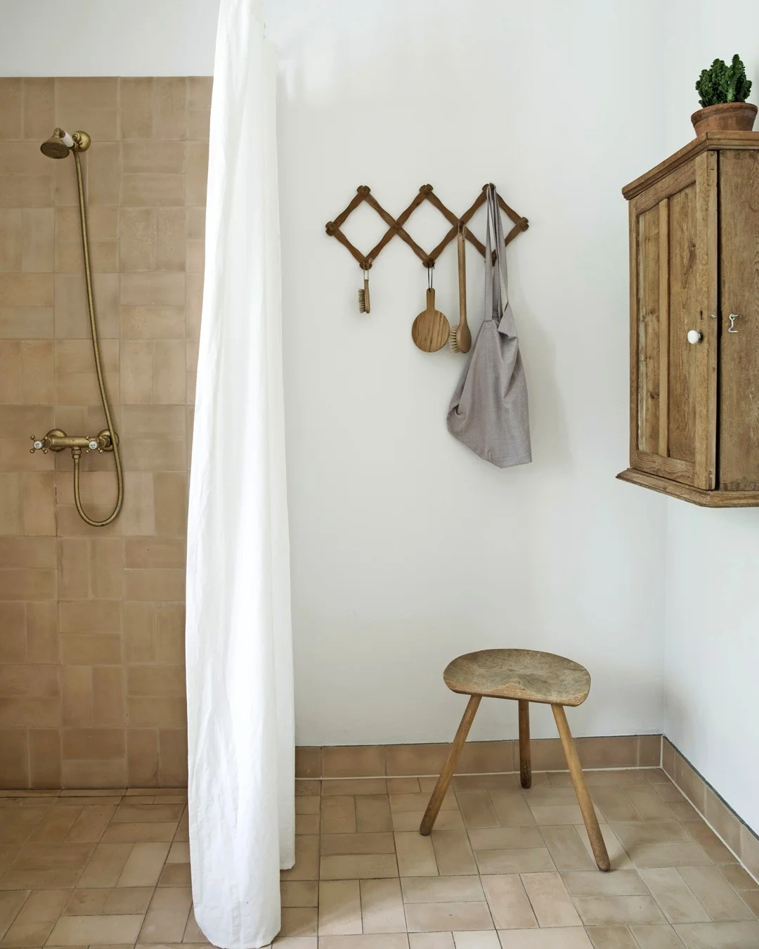 带有旧灵魂的丹麦夏季别墅新居