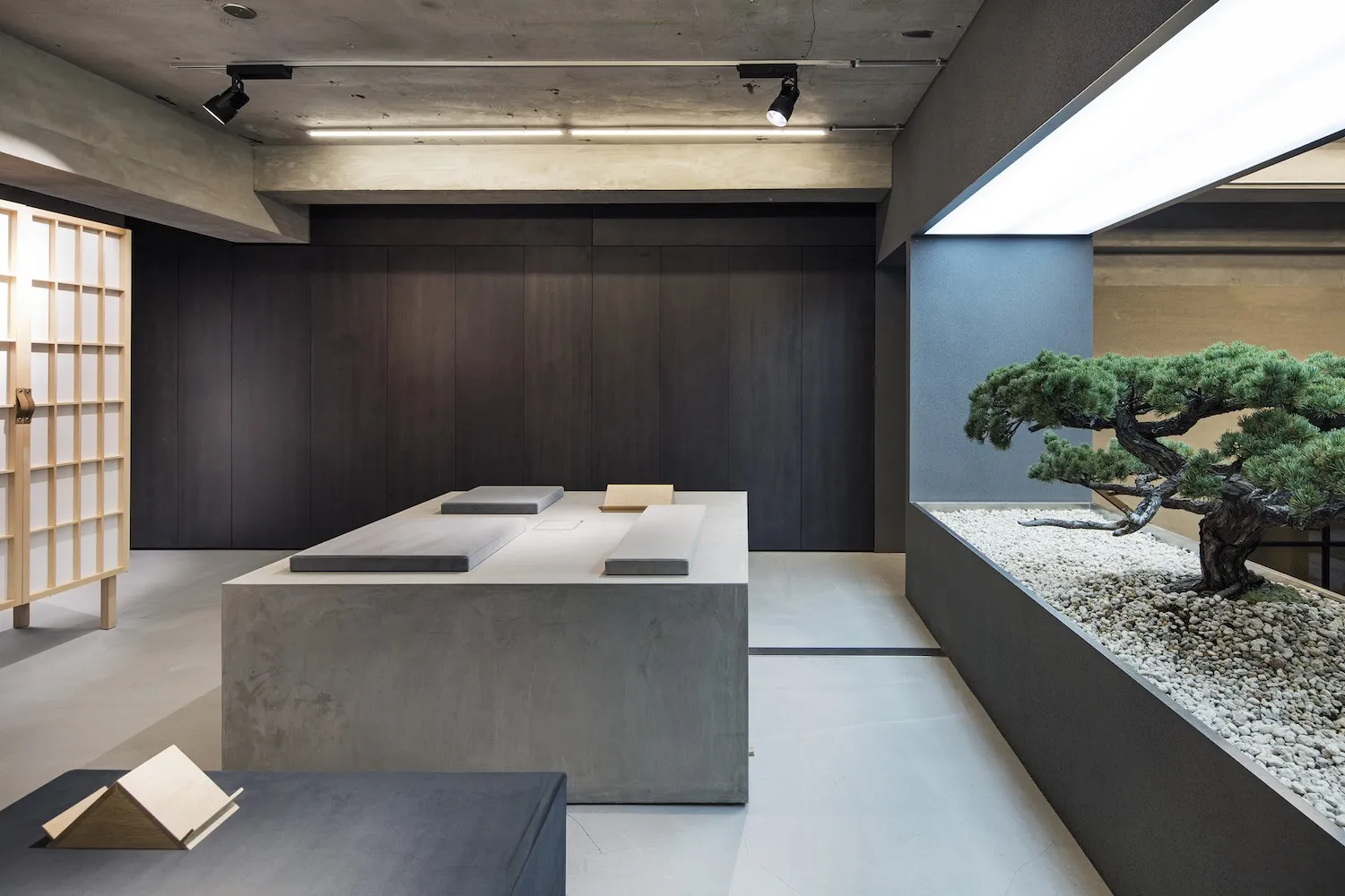 DDAA设计的多彩住宅，位于日本东京都港区