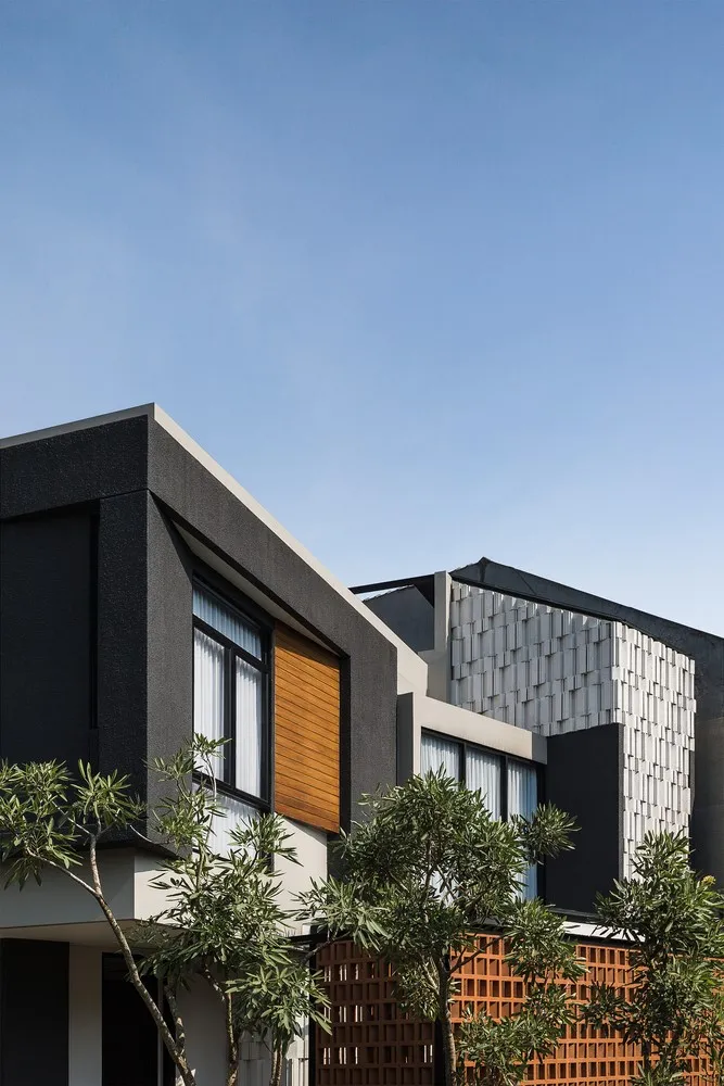 Curved Standalone House by Phidias Indonesia in Indonesia