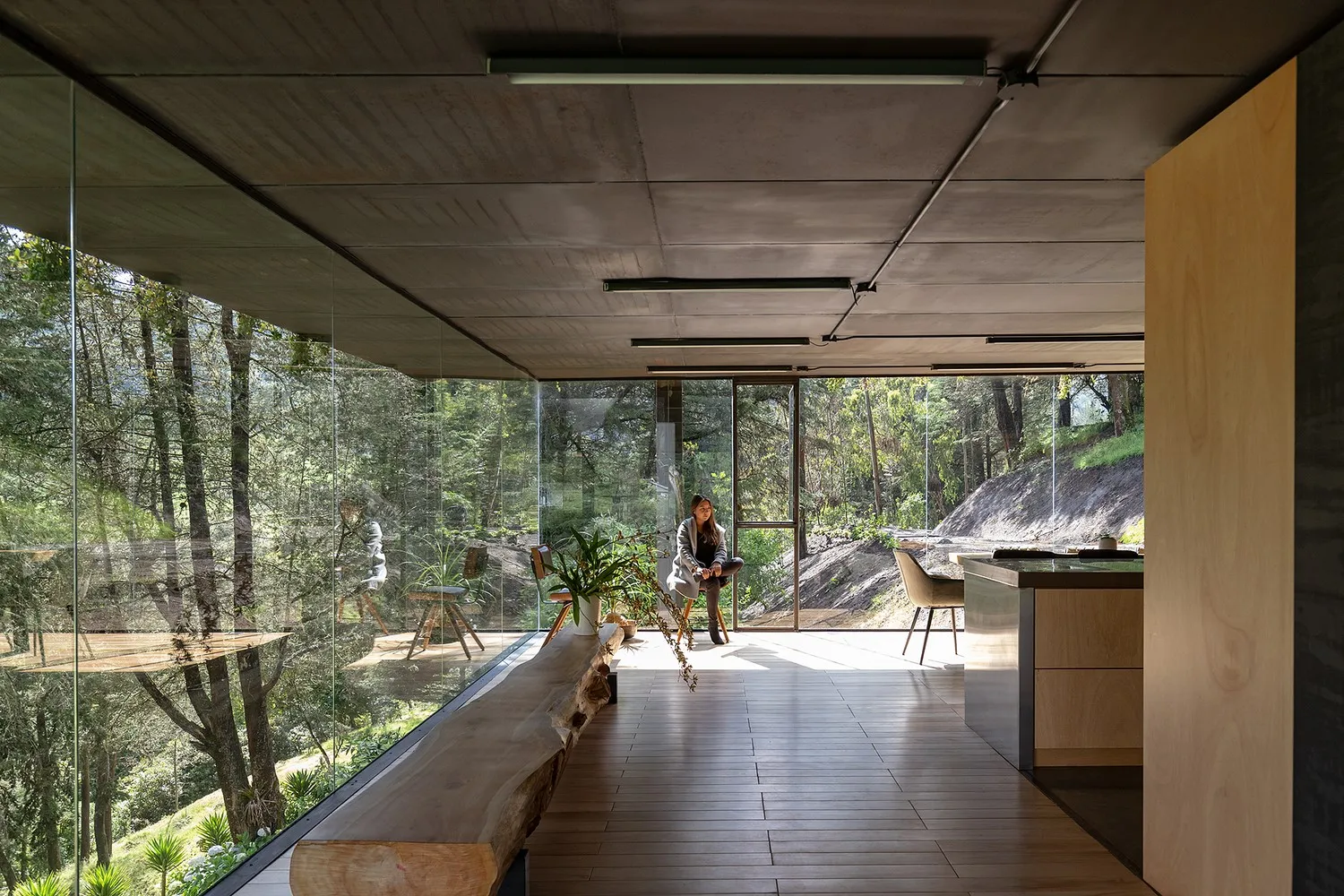 厄瓜多尔RAMA工作室的和平之家