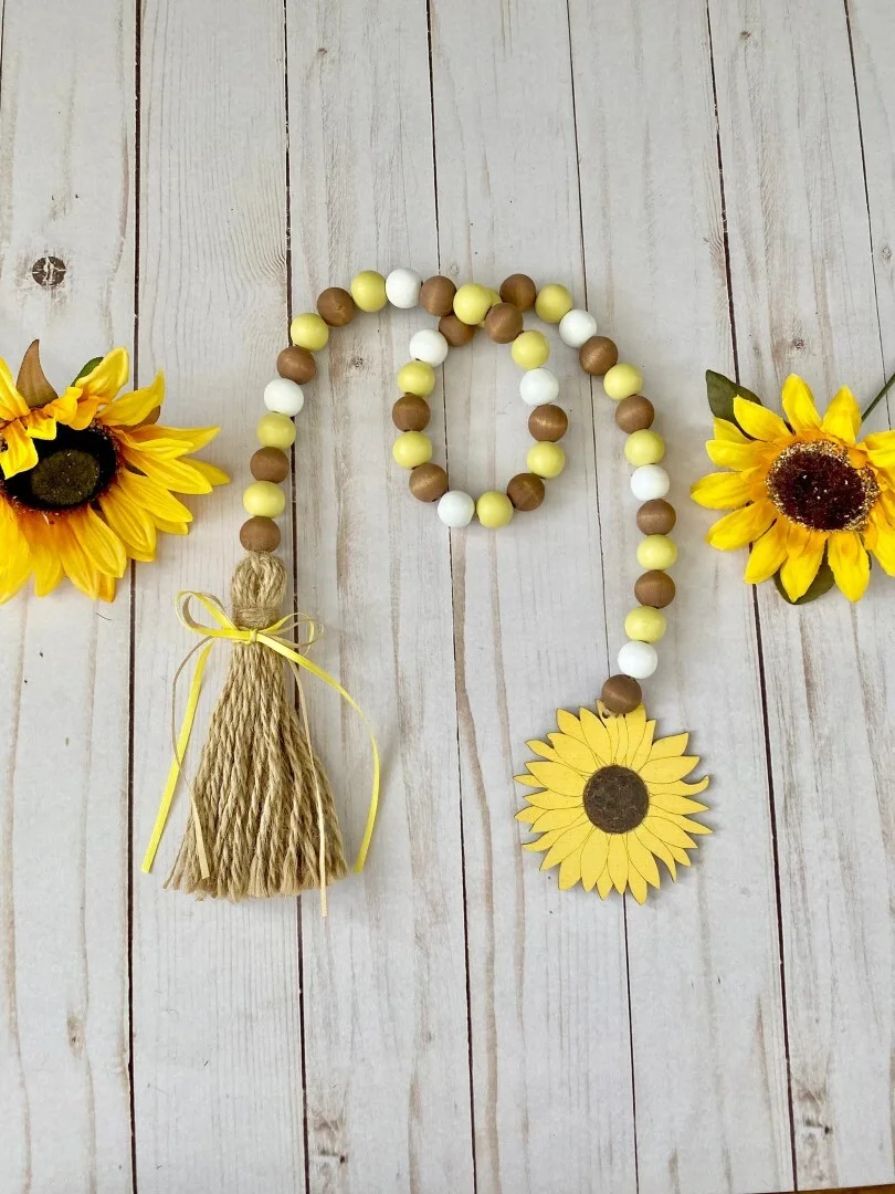 11. 向日葵和刷子花环