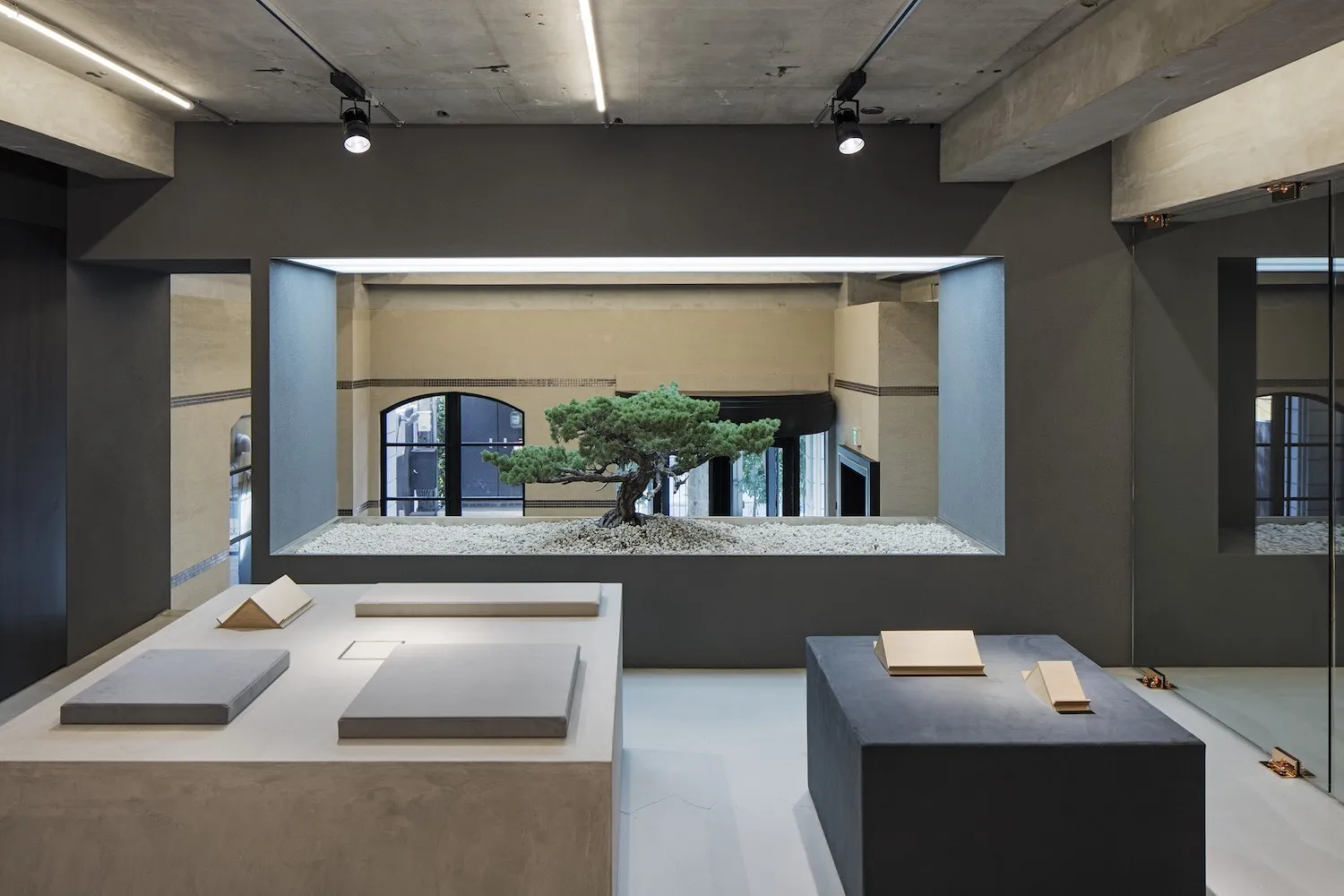 DDAA设计的多彩住宅，位于日本东京都港区