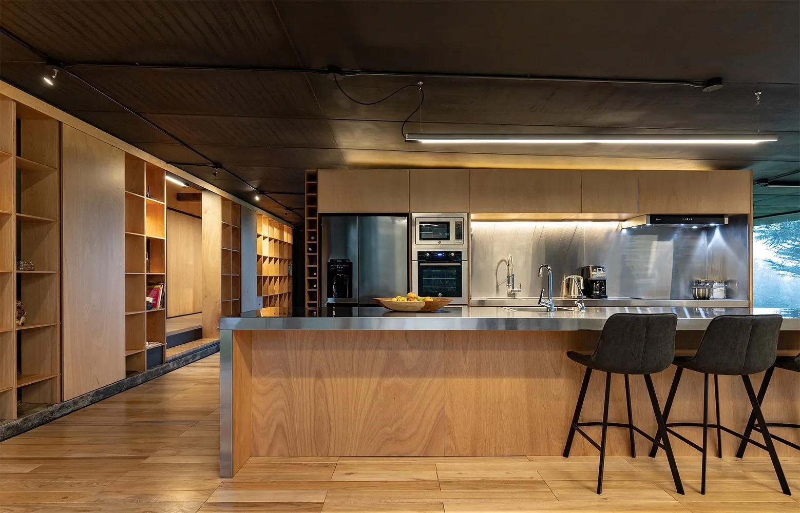 厄瓜多尔RAMA工作室的和平之家