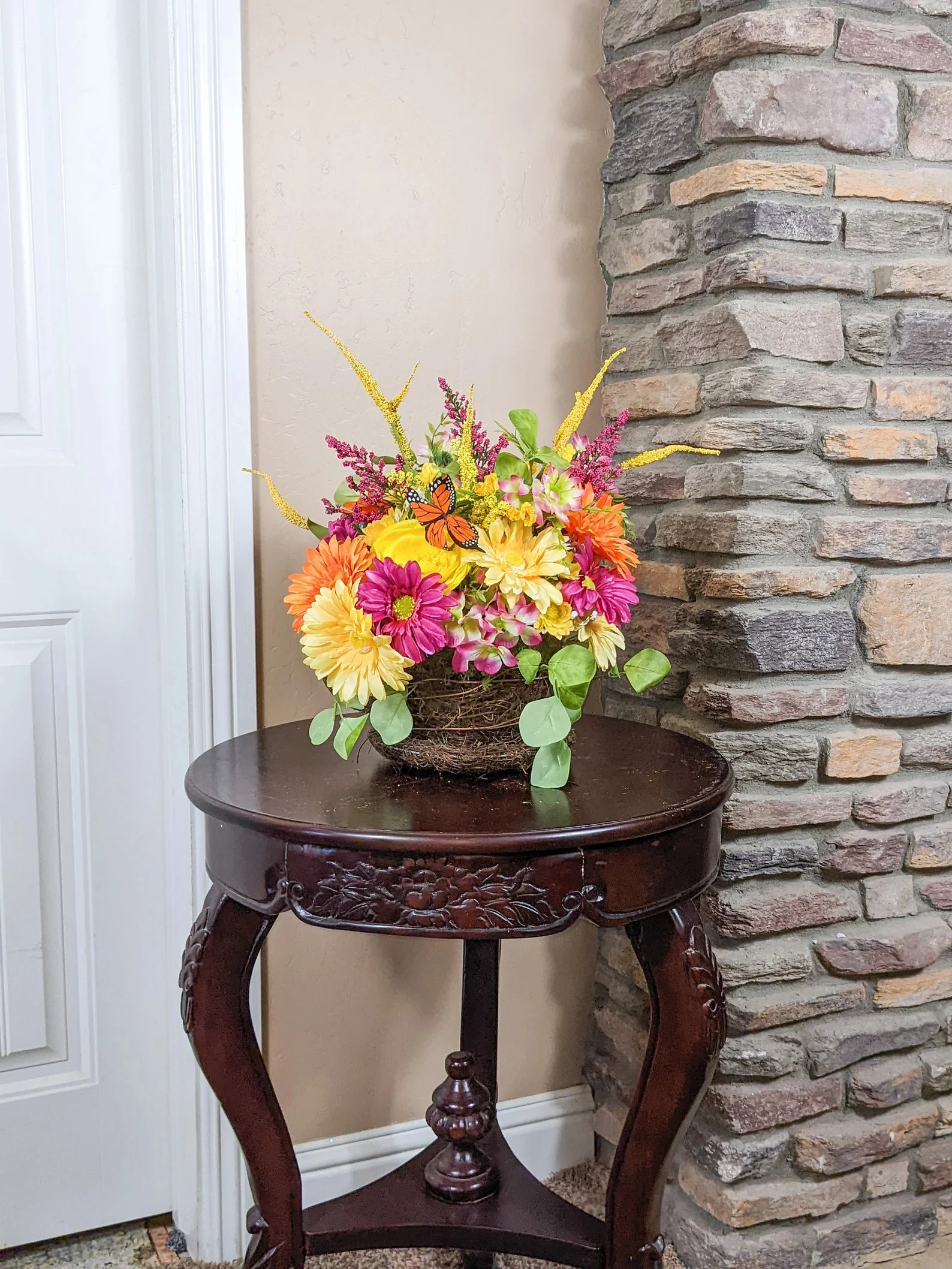 3. 农场风格中心装饰