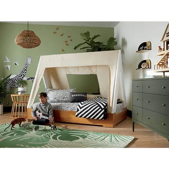 CHILDREN'S NIGHTSTAND ON BED WALL: SMART MODELS FOR YOUR PRESCHOOLER