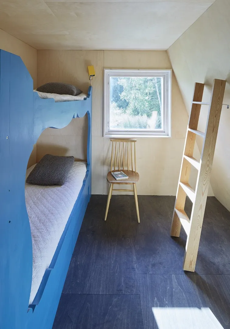 Summer Cabin in Dalarna by Leo Kvarsebo in Sweden