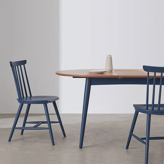 SCANDINAVIAN KITCHEN CABINET WITH RAILS: ELEGANT AND TIMELESS!