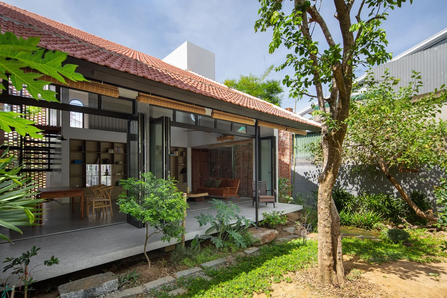 Tiamo House by Dom Architect Studio in Ha Tinh, Vietnam