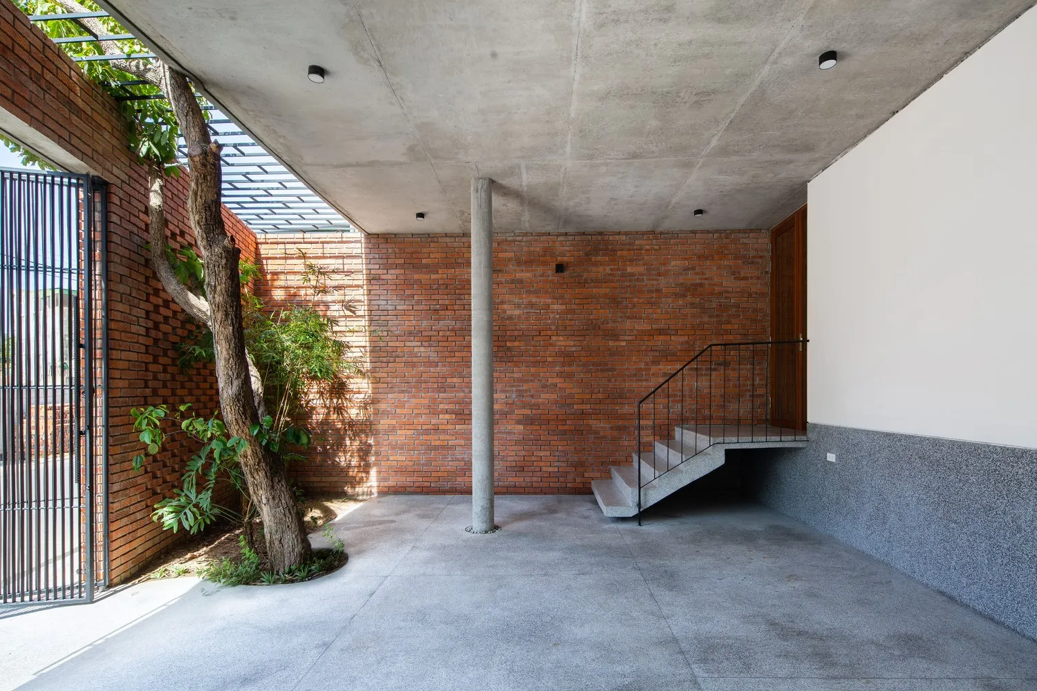 Tiamo House by Dom Architect Studio in Ha Tinh, Vietnam