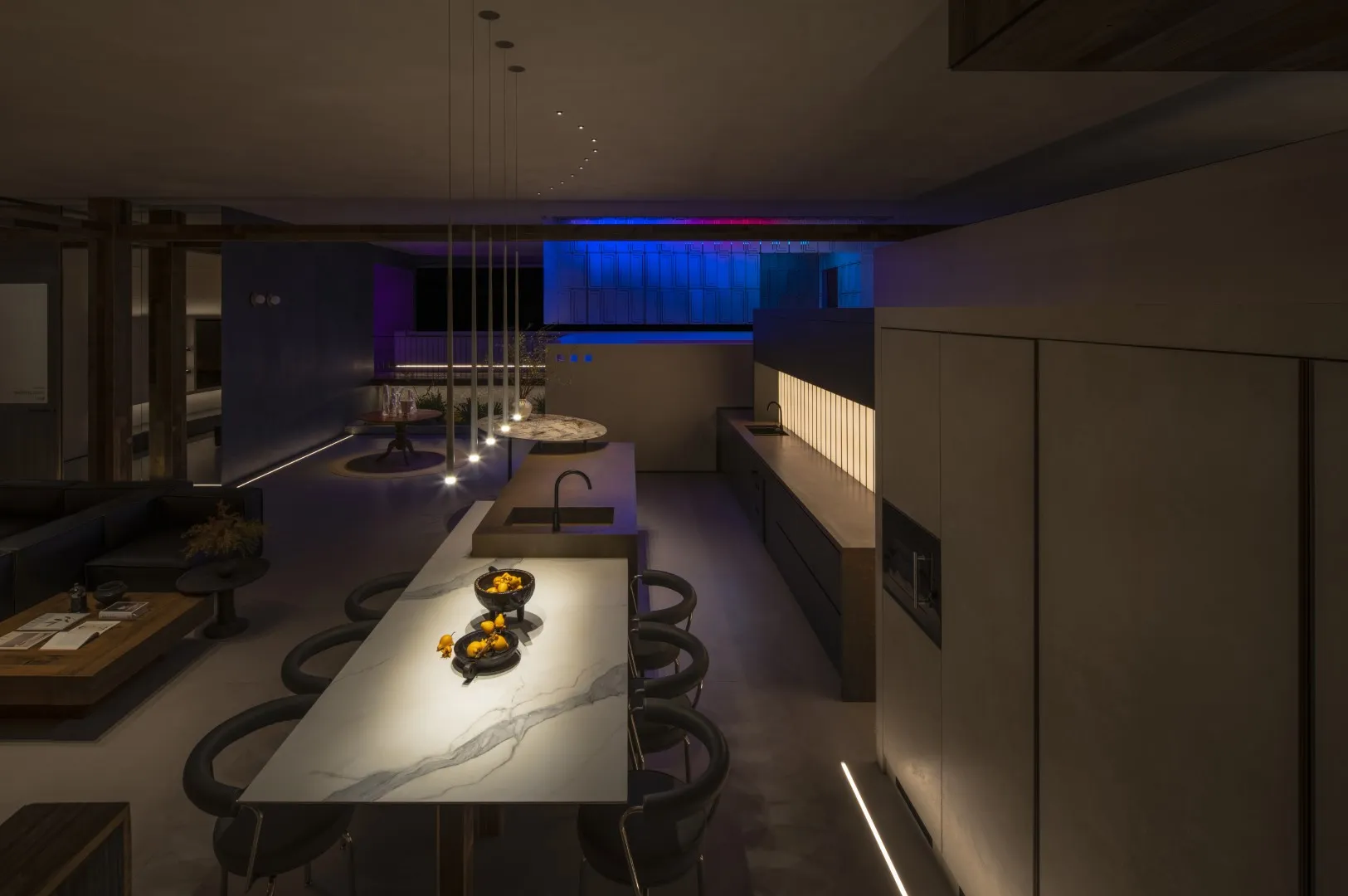 Штаб-квартира LITEX SURFACE від JUMGO CREATIVE: Флагманський магазин, що поєднує ідентичність бренду з експериментальним дизайном