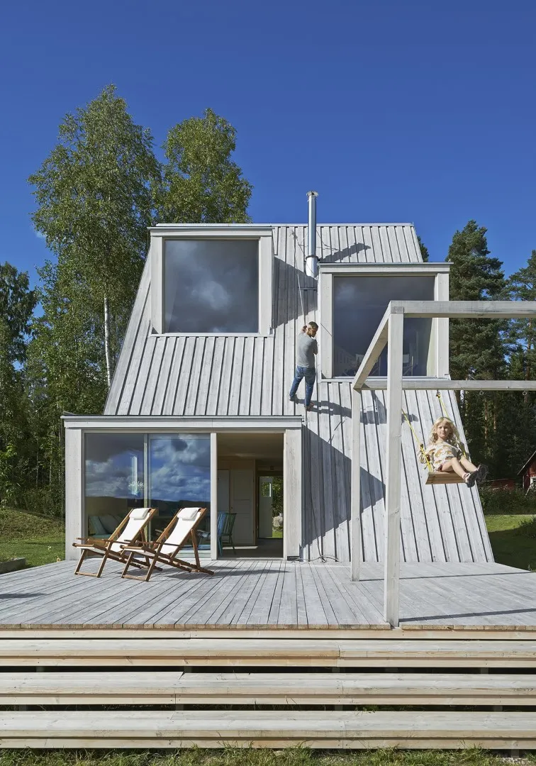 Summer Cabin in Dalarna by Leo Kvarsebo in Sweden