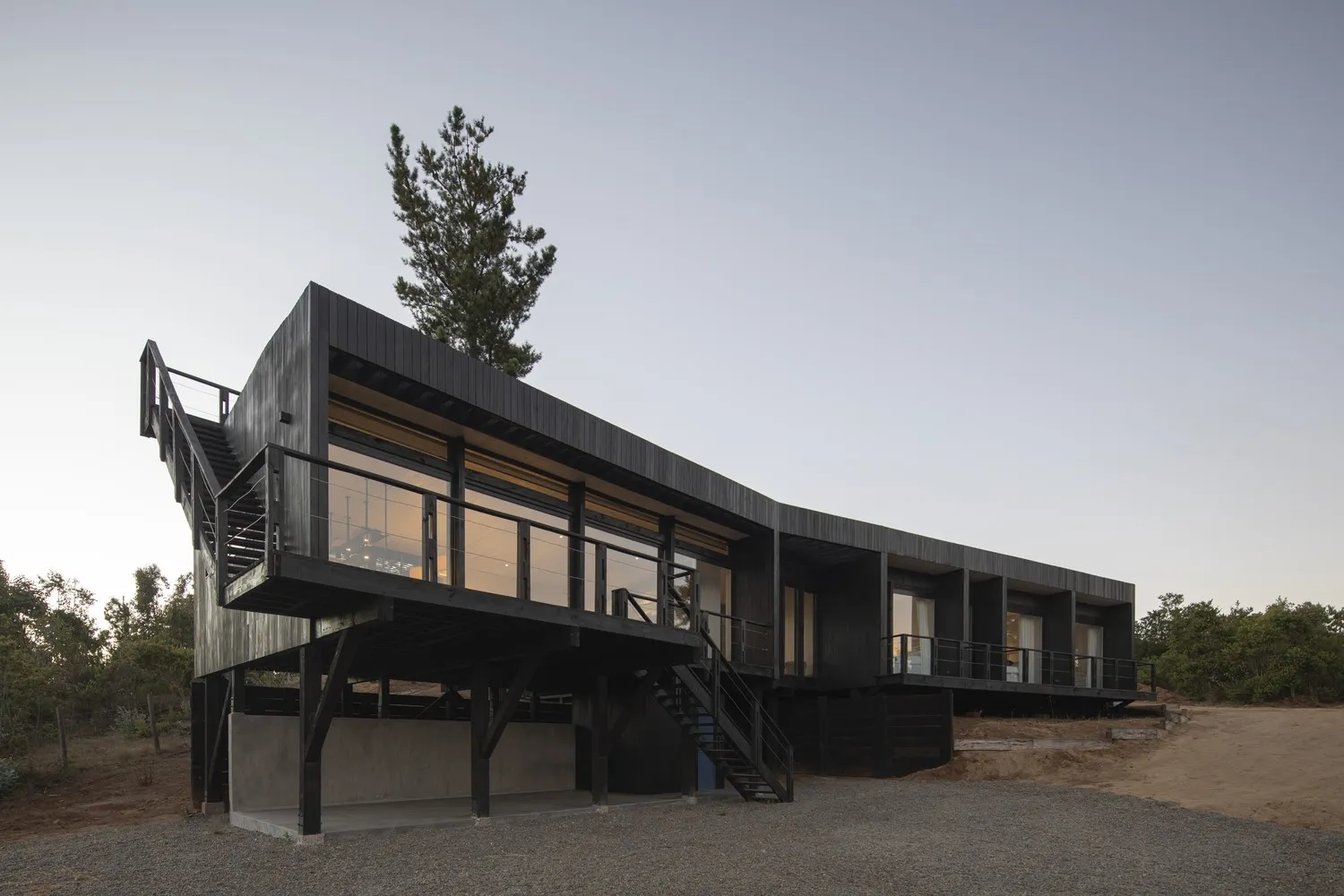 Дім Пуертекілло від Estudio Base Arquitectos у Навідаде, Чилі