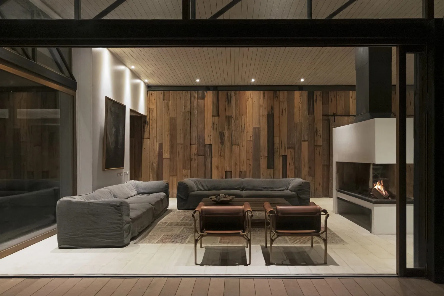 帕塔哥尼亚综合体由Estudio Base Arquitectos在智利帕塔哥尼亚设计