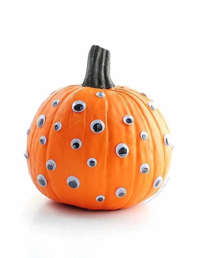 14. Calabaza con ojos grandes