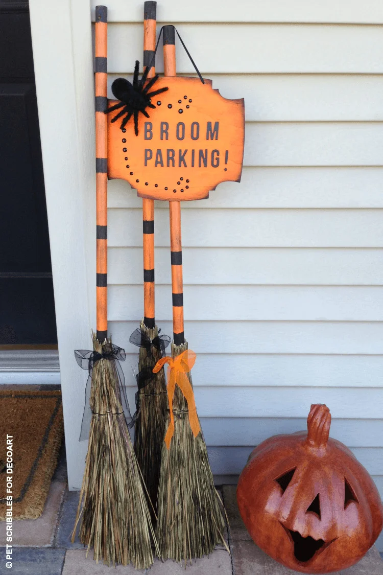 Halloween Cleanup Label Decor