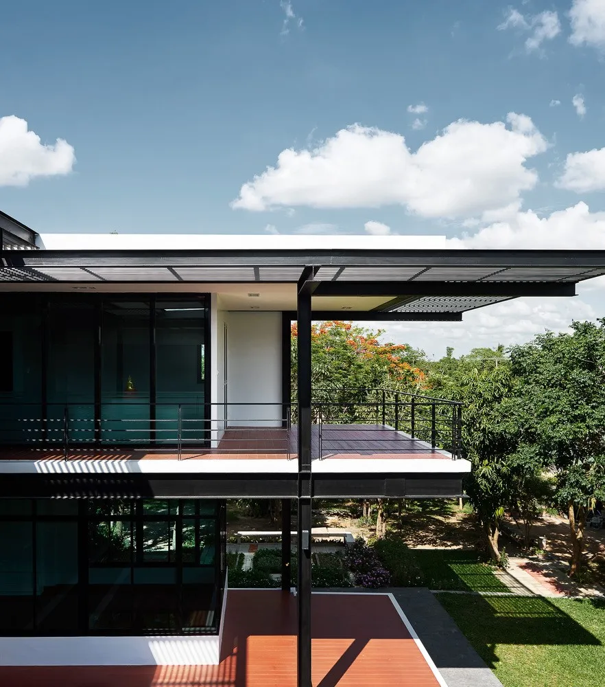 Sute Architect设计的K. Por住宅位于泰国坦巴永约帕府 Sute Architect设计的K. Por住宅位于泰国坦巴永约帕府