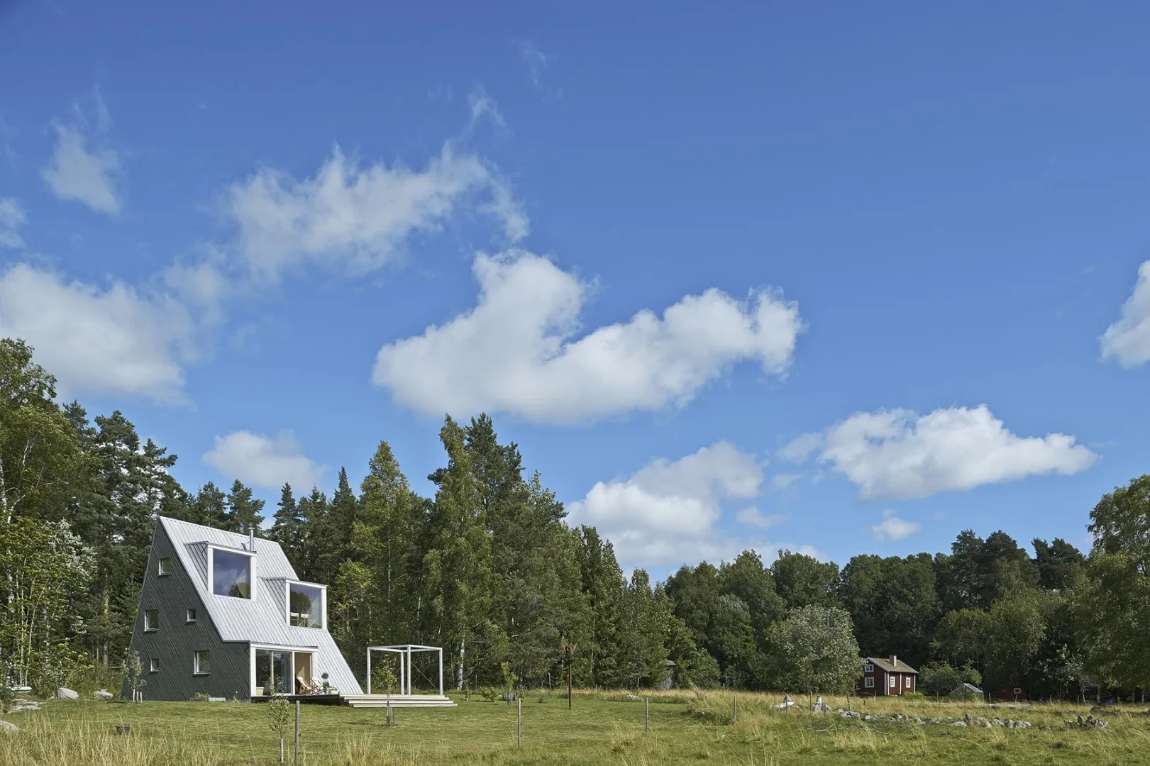 Summer Cabin in Dalarna by Leo Kvarsebo in Sweden