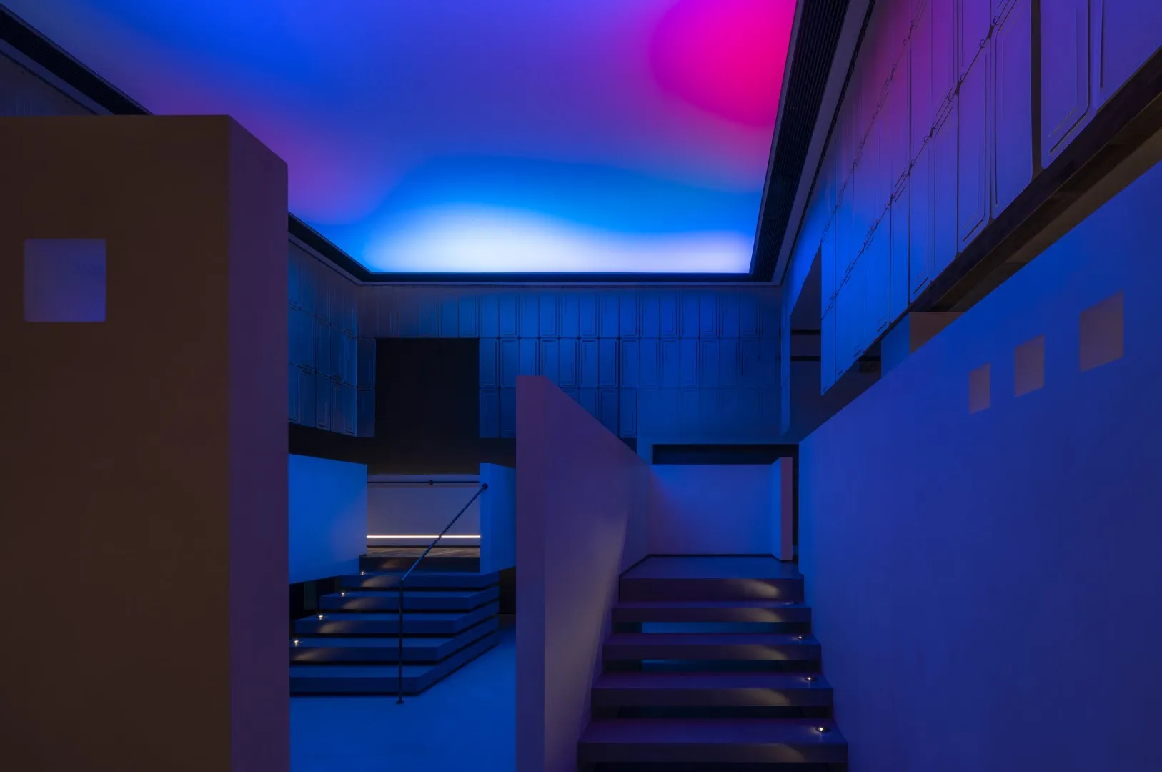 Штаб-квартира LITEX SURFACE від JUMGO CREATIVE: Флагманський магазин, що поєднує ідентичність бренду з експериментальним дизайном