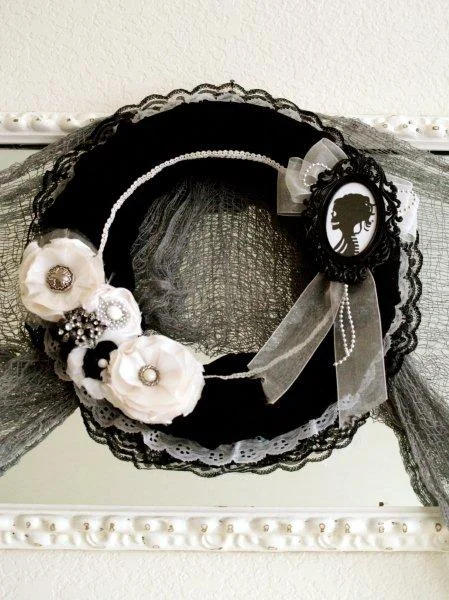 13. 哥特式万圣节装饰