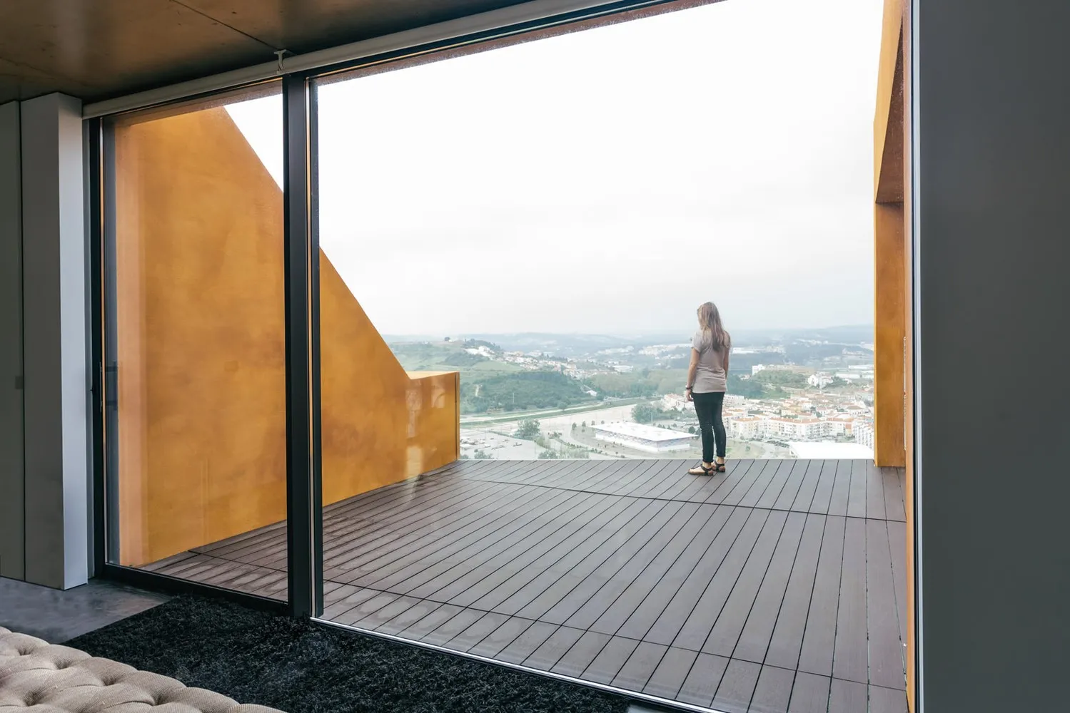 葡萄牙托雷斯-韦德拉尔的Varatojo住宅，由Atelier Data设计