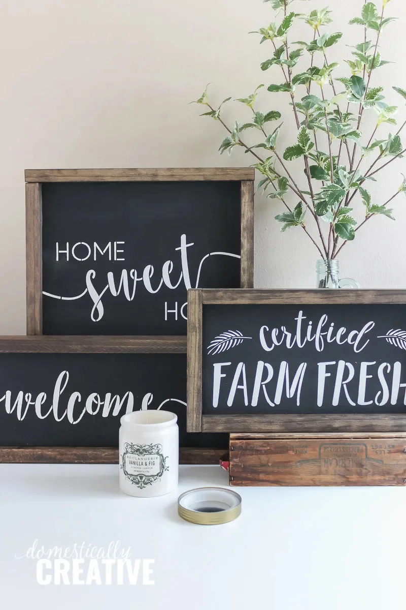 14. DIY Farmhouse Decor – Chalkboard Style Sign