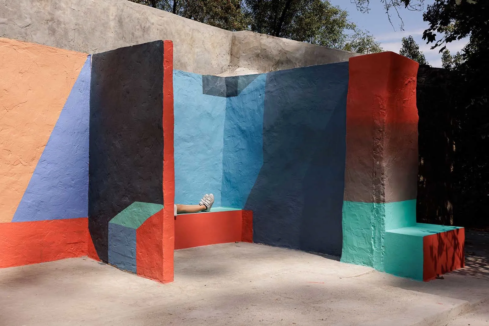 葡萄牙保罗·莫雷拉建筑事务所与Verkron艺术集体的Escadinhas步行道项目 葡萄牙保罗·莫雷拉建筑事务所与Verkron艺术集体的Escadinhas步行道项目