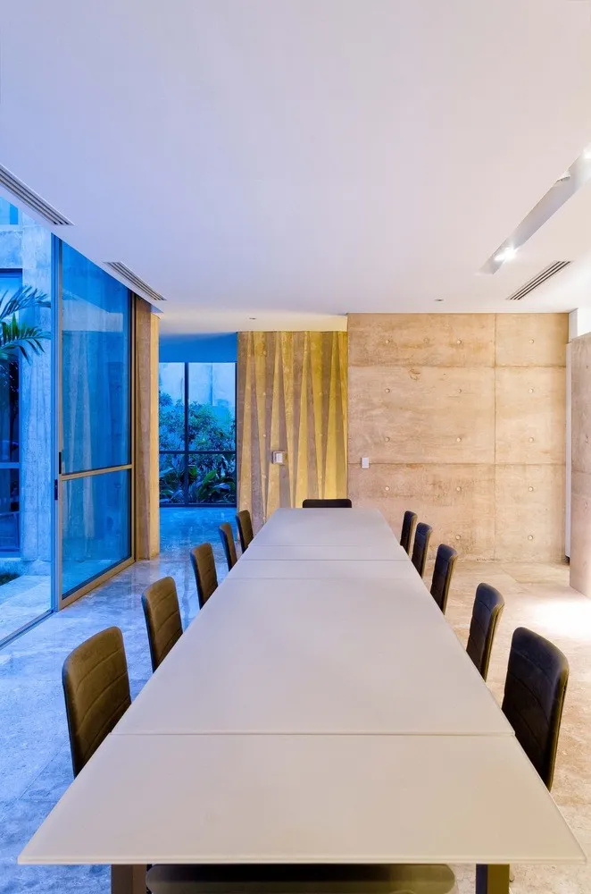 墨西哥坎昆的家由弗朗西斯科·埃利亚斯工作室设计