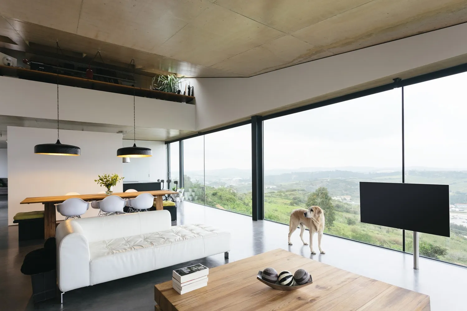 葡萄牙托雷斯-韦德拉尔的Varatojo住宅，由Atelier Data设计