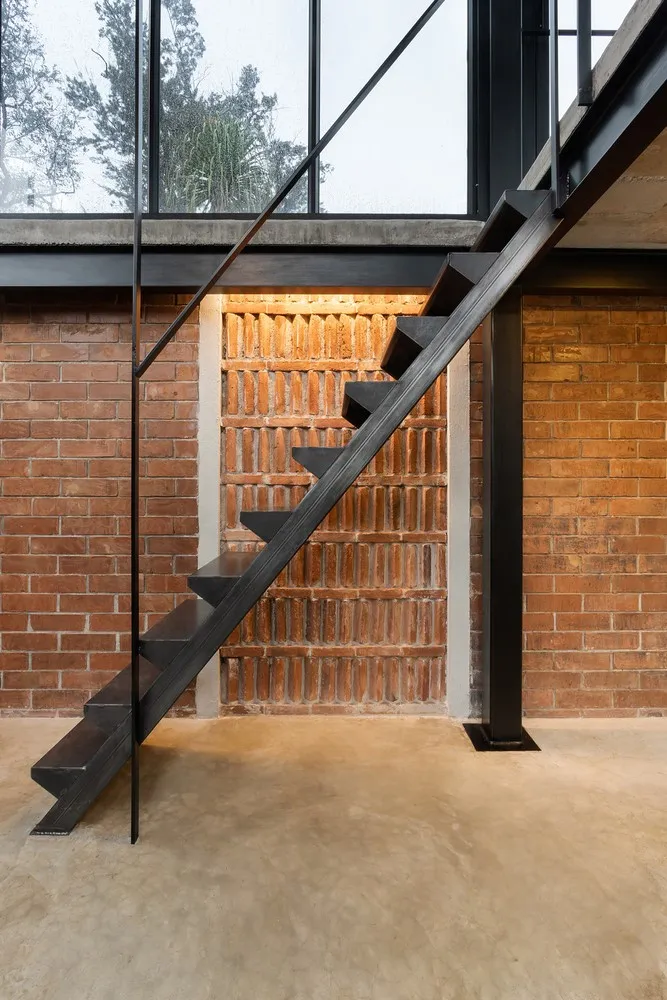 Little Quinn House by Taller ACÁ in Guatemala