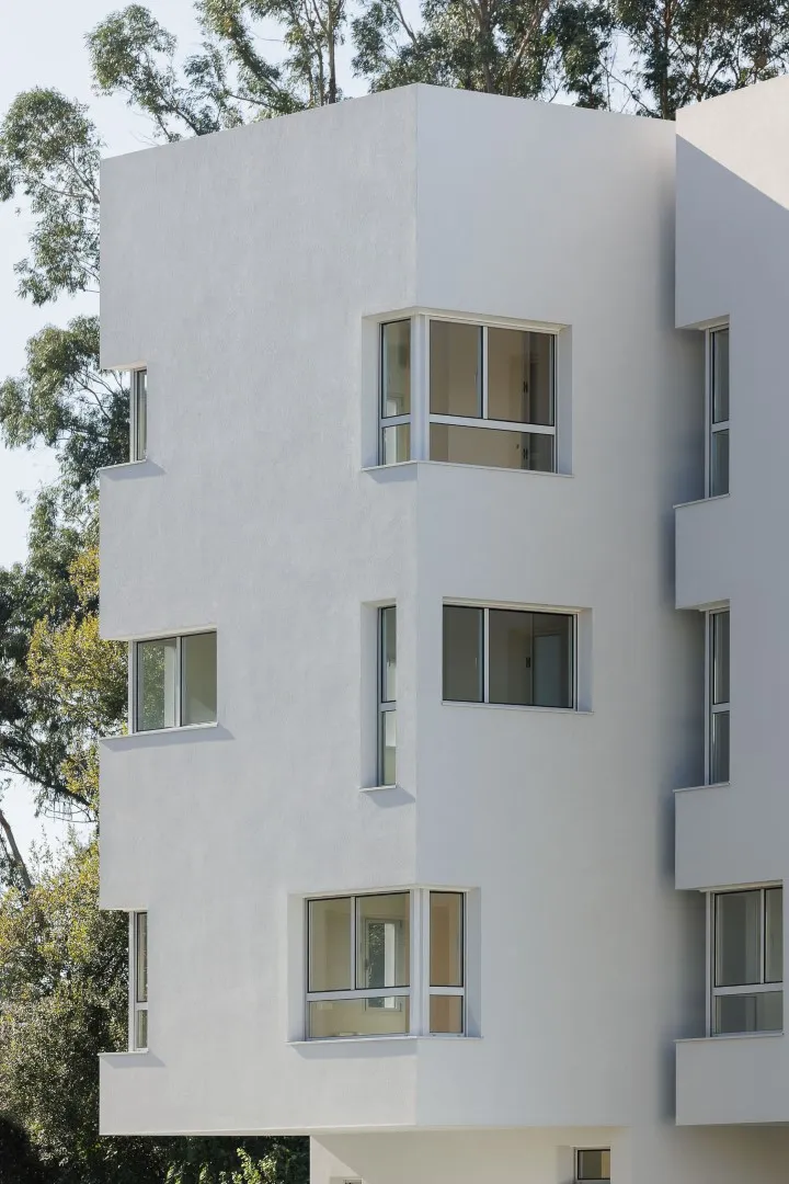 Нова Рио Хаусинг в Португалии - два корпуса, которые взаимодействуют друг с другом Нова Рио Хаусинг в Португалии - два корпуса, которые взаимодействуют друг с другом