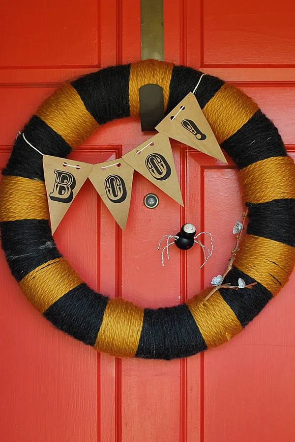 8. 万圣节装饰和彩灯