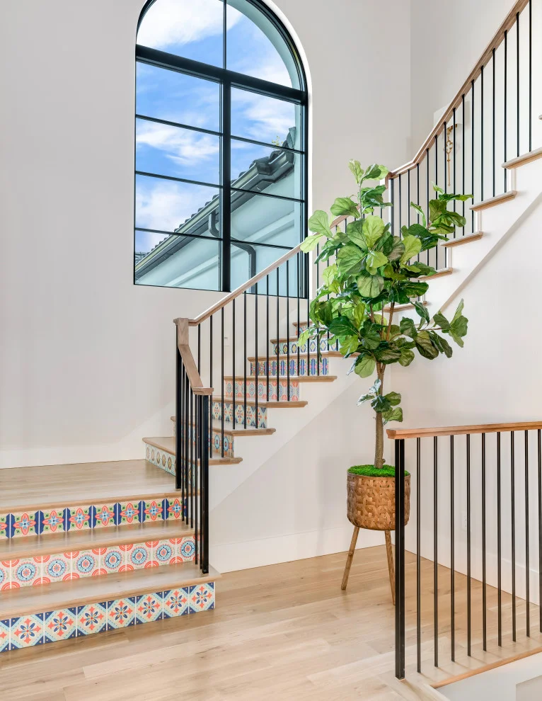 8. Eagle Mountain湖畔新建筑