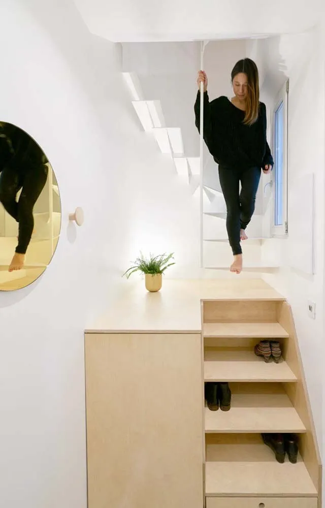 Ideas for a Great Wardrobe Under the Stairs