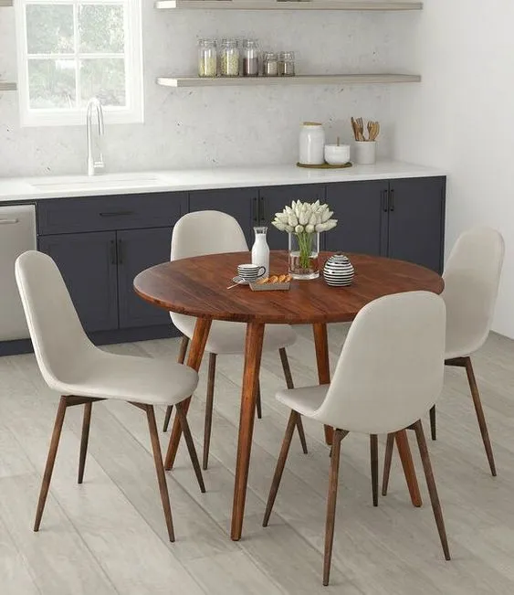 How to Choose the Perfect Small Dining Table