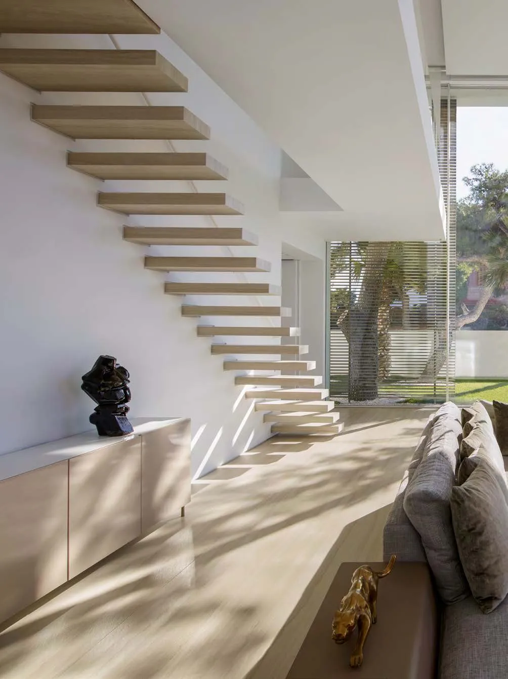 SAOTA和ARRCC的格利法达：雅典海岸的海景极简主义