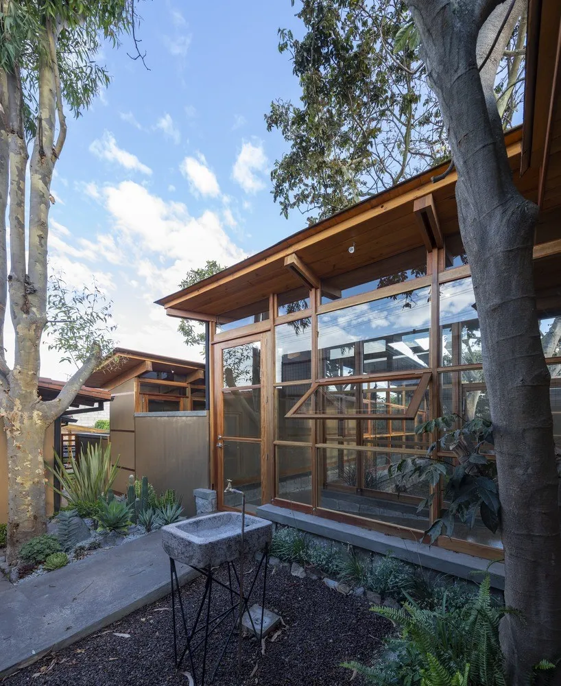 Дім серед дерев від El Sindicato Arquitectura в Кіто, Еквадор Дім серед дерев від El Sindicato Arquitectura в Кіто, Еквадор