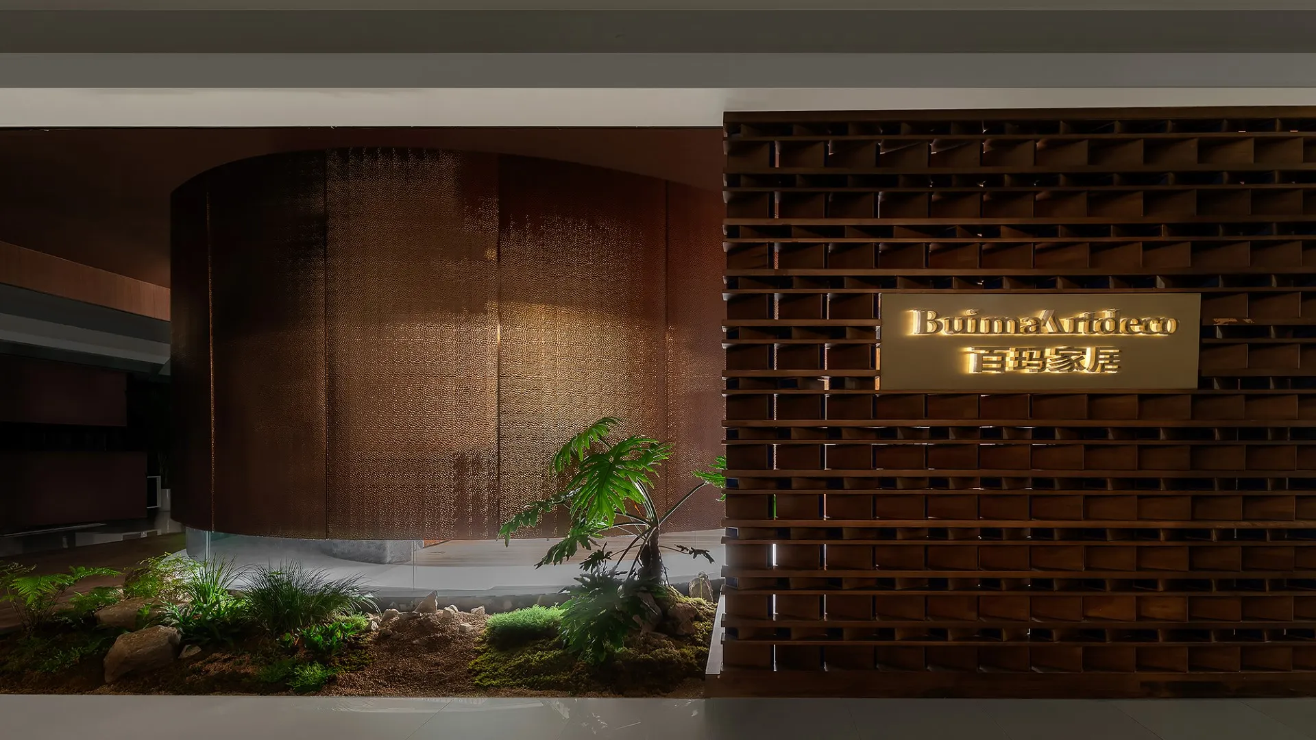 Гігантський виставковий зал на підлозі від DHB Design у Ченду, Китай Гігантський виставковий зал на підлозі від DHB Design у Ченду, Китай