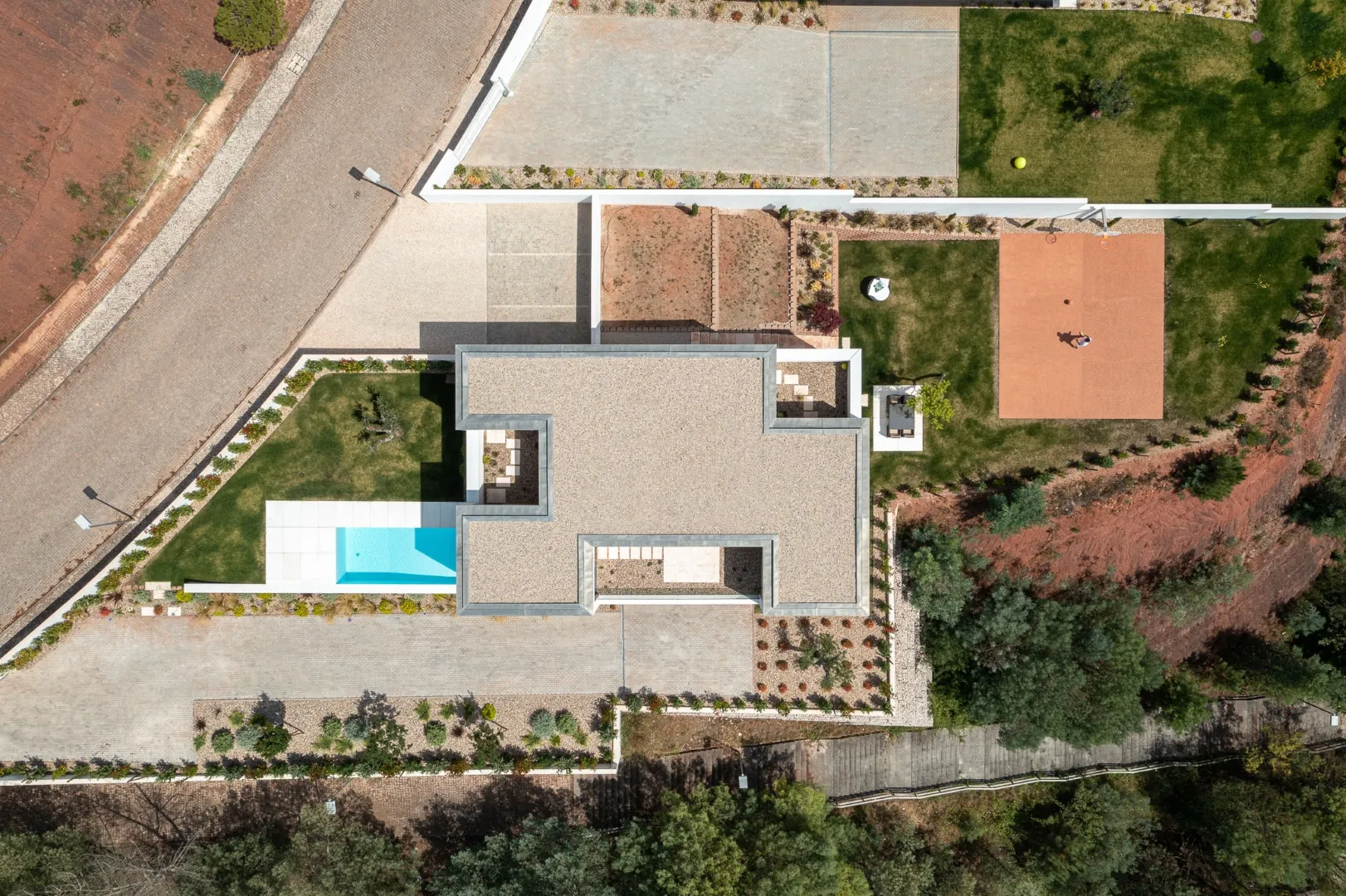 Дом JC от архитектора Марио Альвеса в Коймбре, Португалия Дом JC от архитектора Марио Альвеса в Коймбре, Португалия