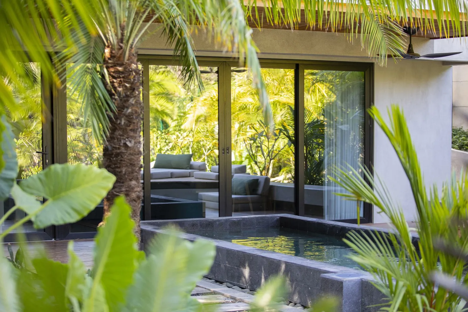 哥斯达黎加诺萨尔的MARU之家由LOOP Design Studio设计