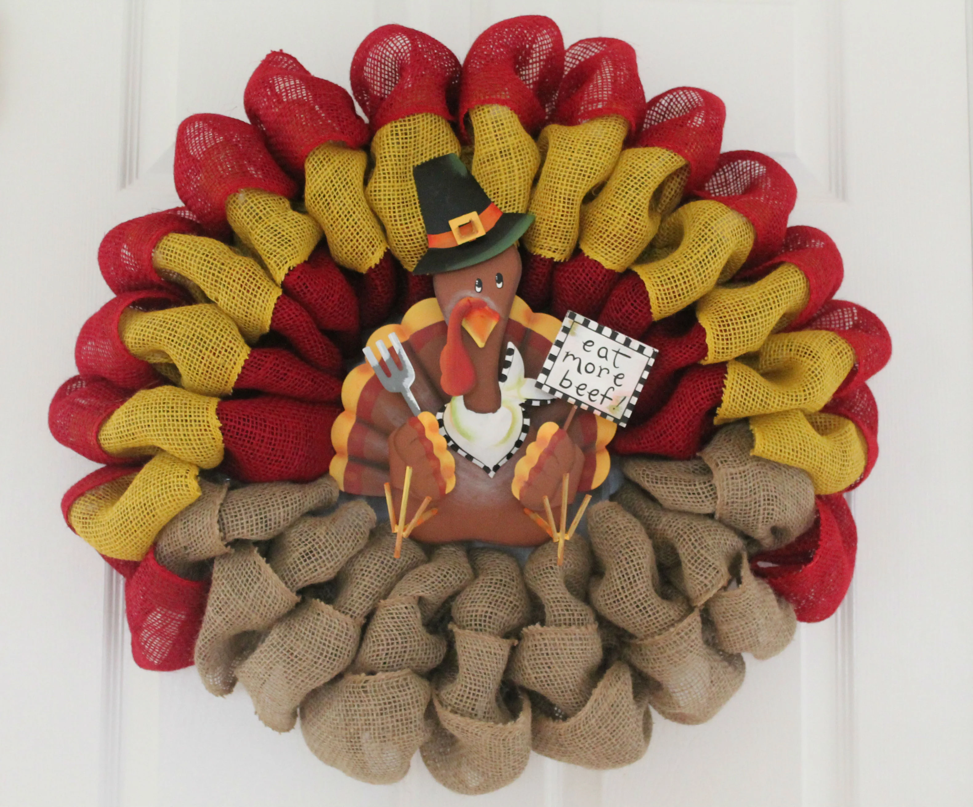 12. DIY Turkey Wreath with String for Thanksgiving