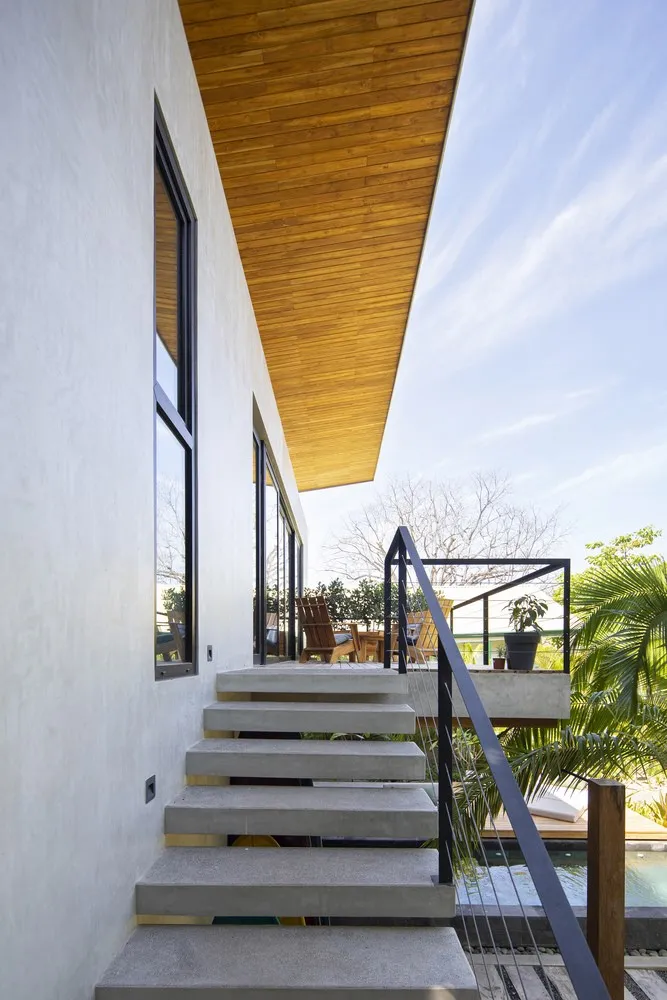 哥斯达黎加诺萨尔的MARU之家由LOOP Design Studio设计