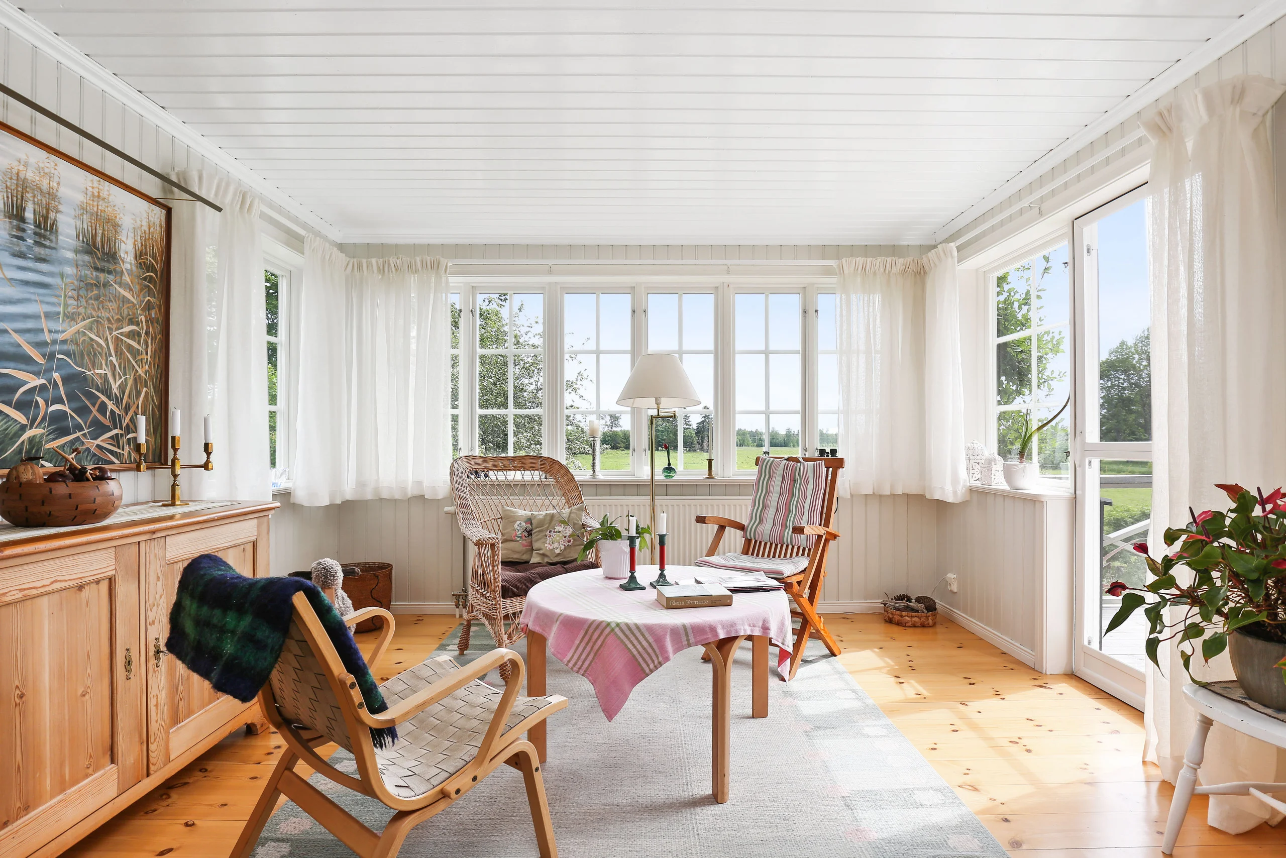 5. Scandinavian Style Solarium