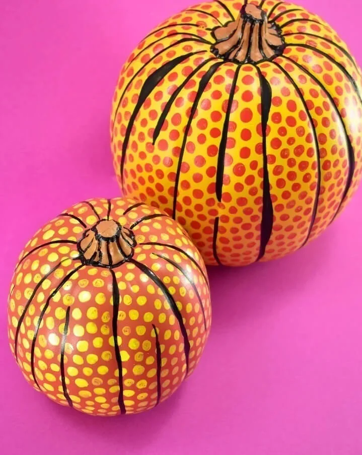 9. CALABAZAS POP-ART DIY TOMADAS DEL ESTILO DE ROY LICHTEINSTEIN