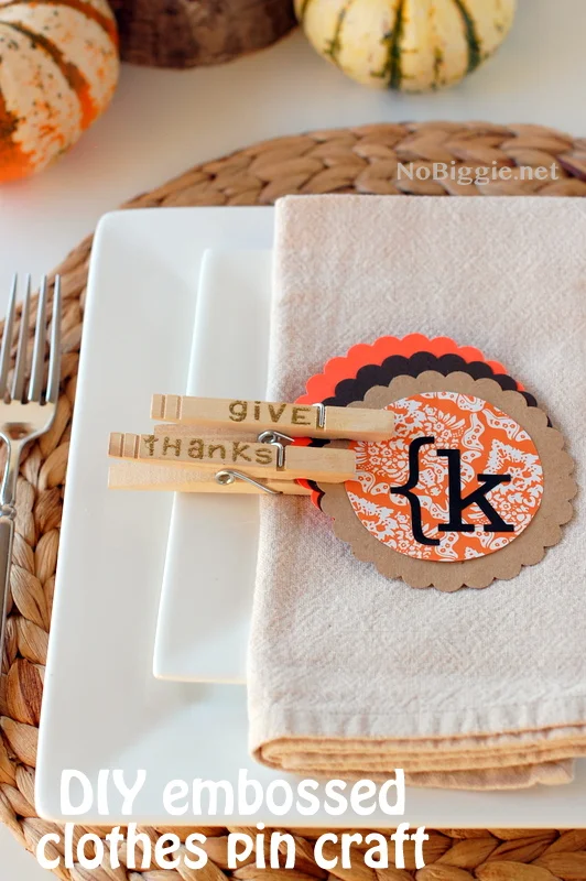 16. Самостійні картки місць для гостей на День подяки