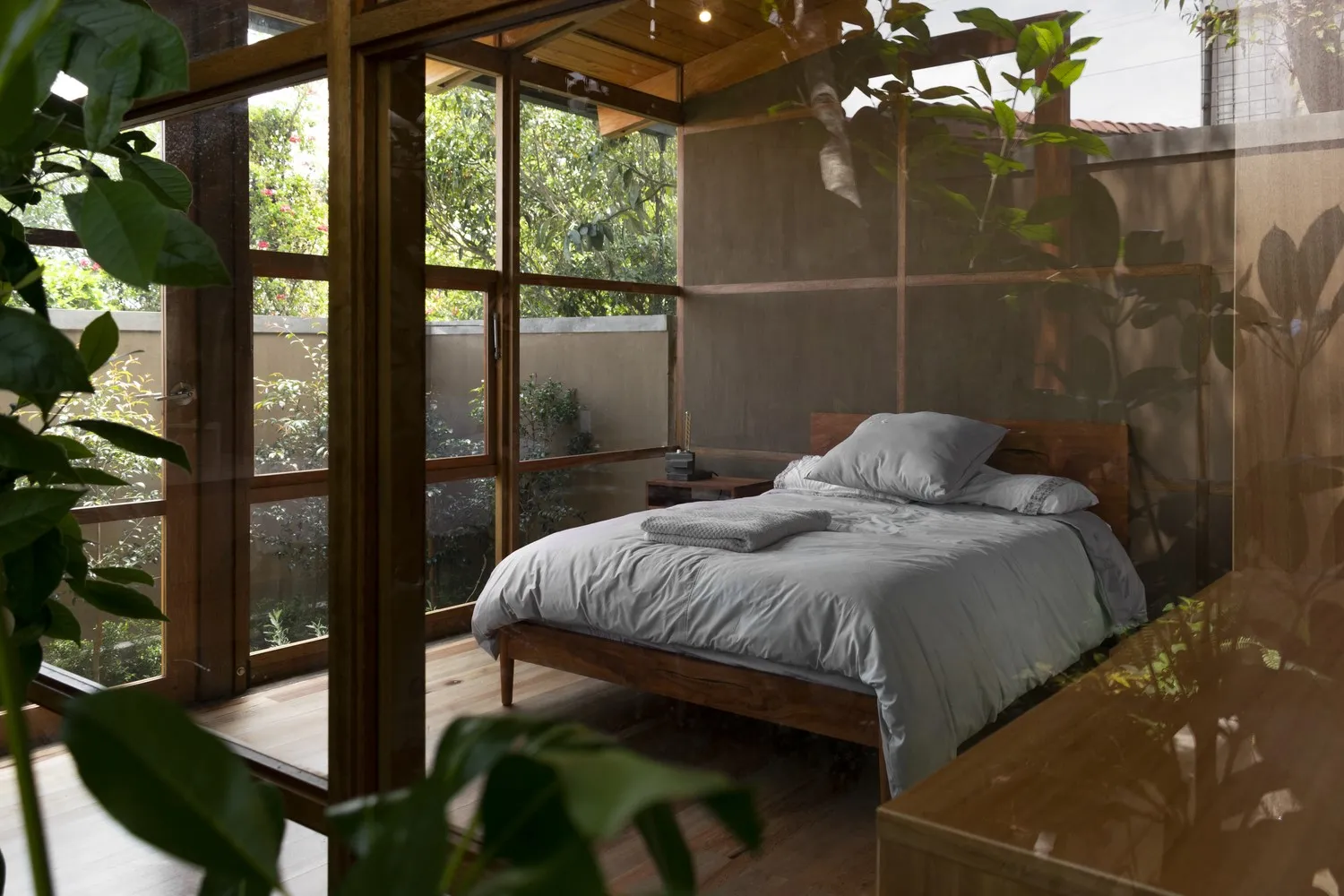 Дім серед дерев від El Sindicato Arquitectura в Кіто, Еквадор Дім серед дерев від El Sindicato Arquitectura в Кіто, Еквадор